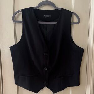Stylish Black Button-Up Vest